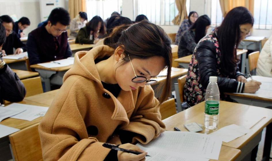 选调生晋升真有那么快吗,普通选调生和公务员哪个难度大