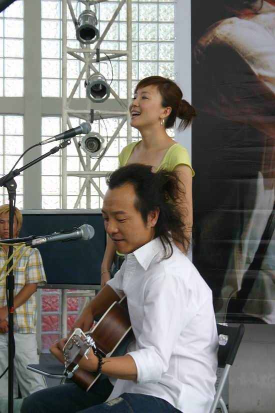 许巍旅途歌曲完整版,许巍旅途歌词