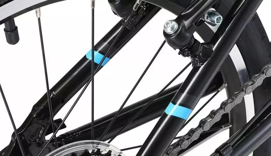 新款精致变形金刚,便携变形金刚