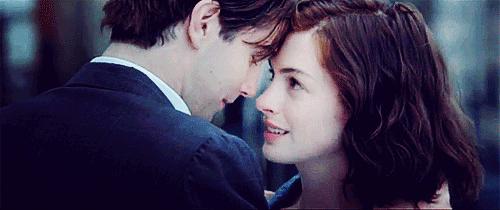 和男朋友没话题感觉不见面就疏远,没有共同话题关系越来越疏远