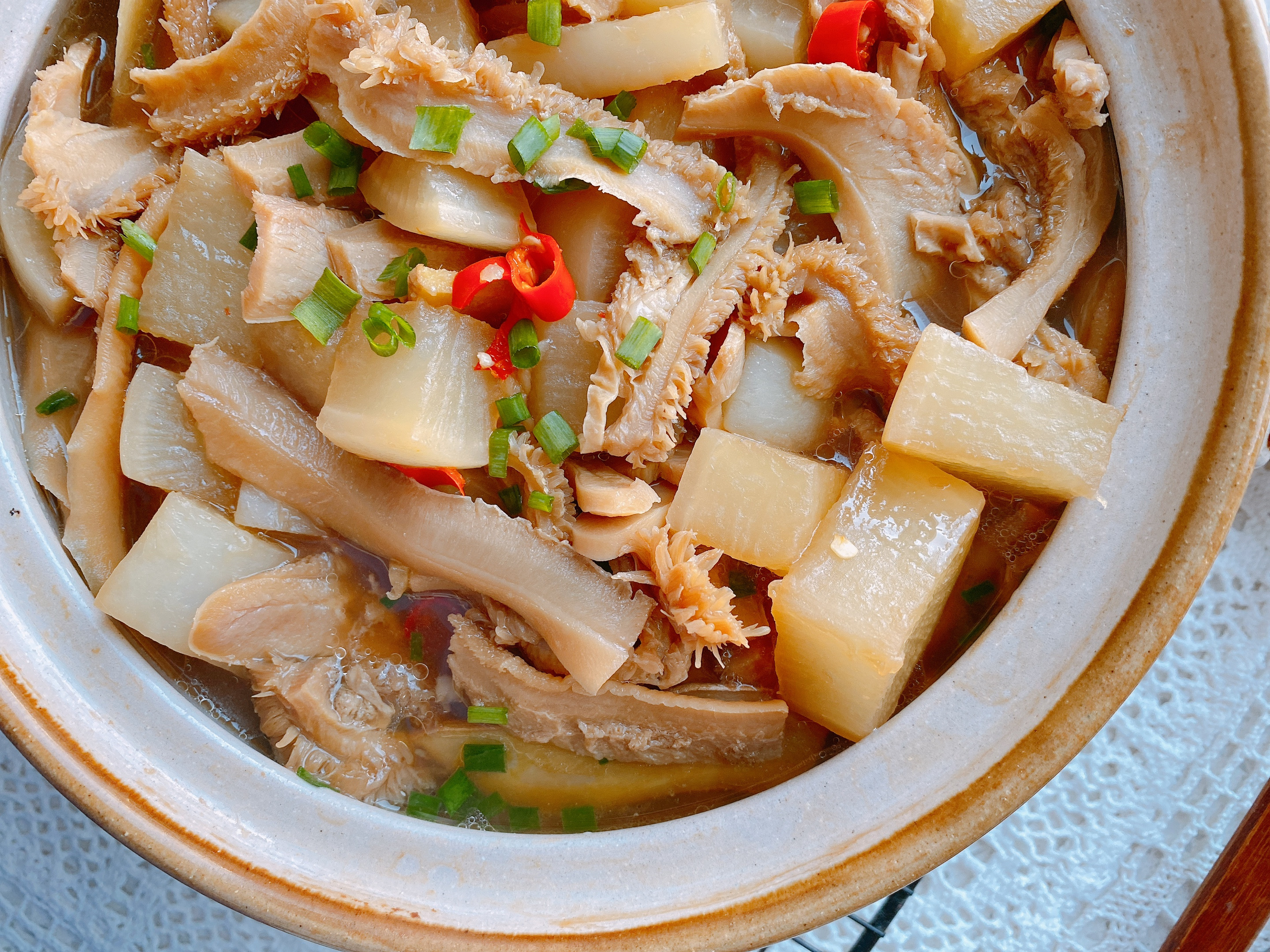 牛肚炖老萝卜最佳做法,牛肚和什么配菜炒着好吃