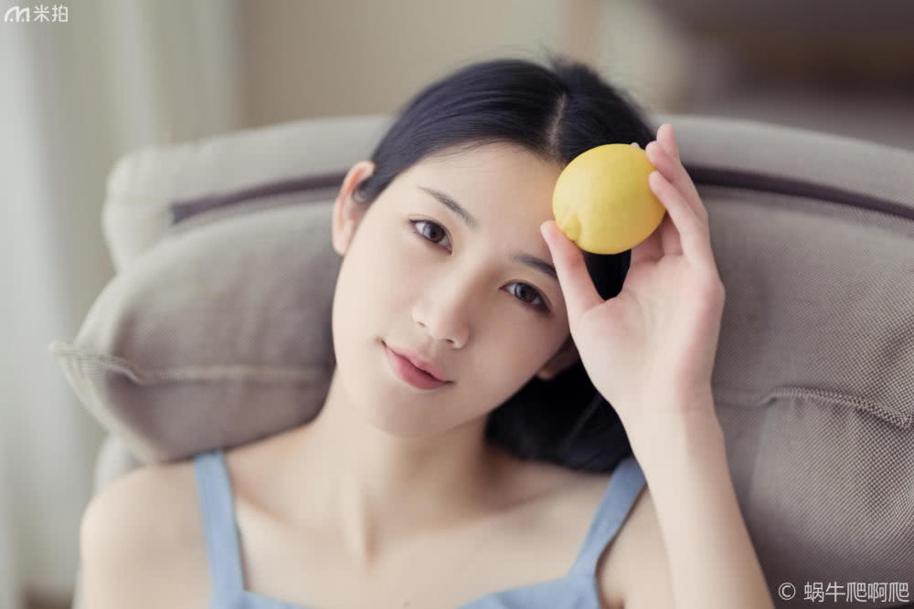 宅家拍写真拍照姿势分享,周末宅家的图片