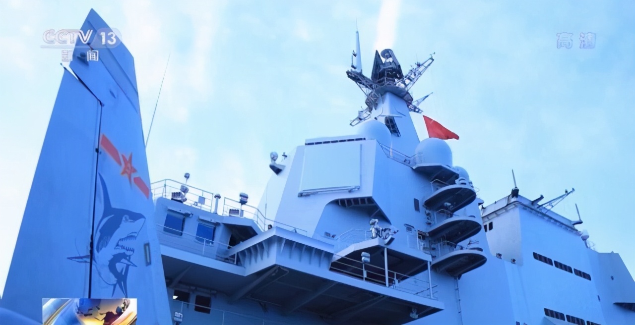 近距离观看中国航母,近距离看山东航母