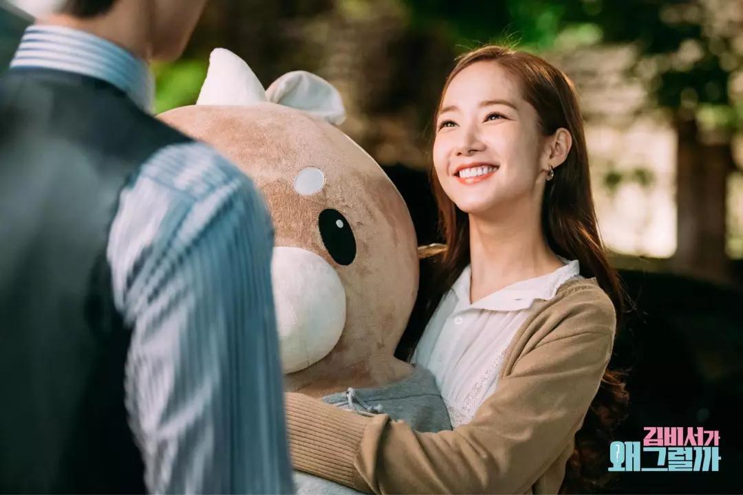 参考金秘书穿搭,韩剧金秘书潮流穿搭视频