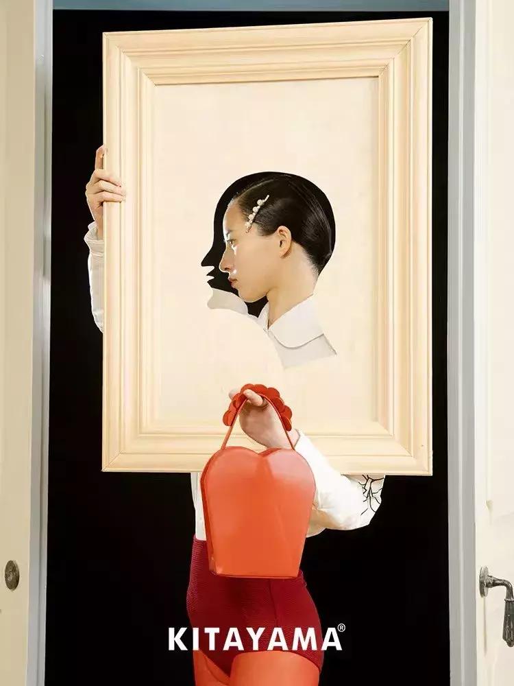 1000左右的包包品牌推荐,1000块钱能买什么大牌的包