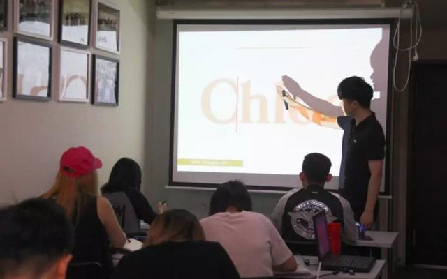 90后小伙鉴宝,90后小伙10万淘宝藏品