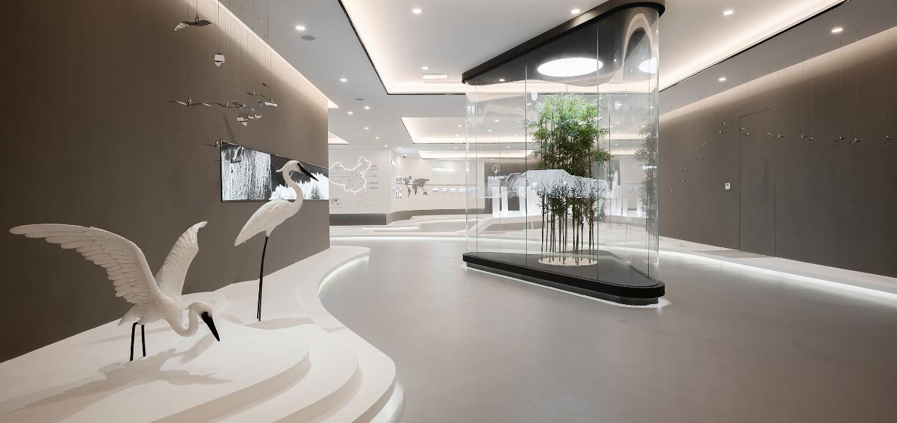 为苏州的湖湾时代呈新,世茂·苏河鹭鸣潮涌生活馆澎湃盛启