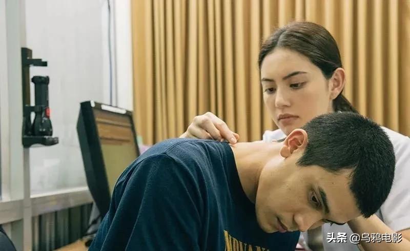 年度票房冠军，成人世界的赤裸真相，这片扒光了给你看