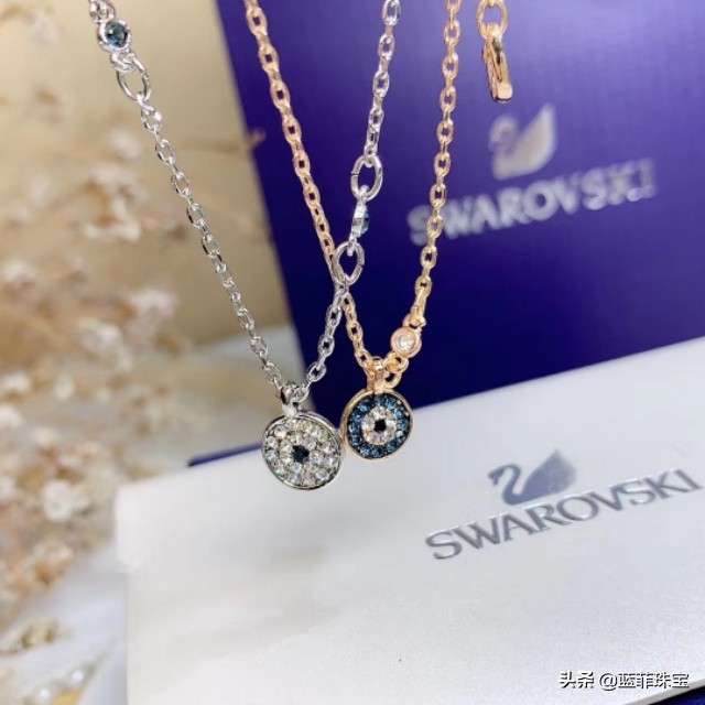 水晶品牌施华洛世奇最新款 (施华洛世奇都是人造水晶吗)