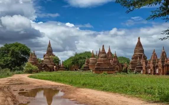 在缅甸月收入一万工资正常吗,在缅甸富人多少