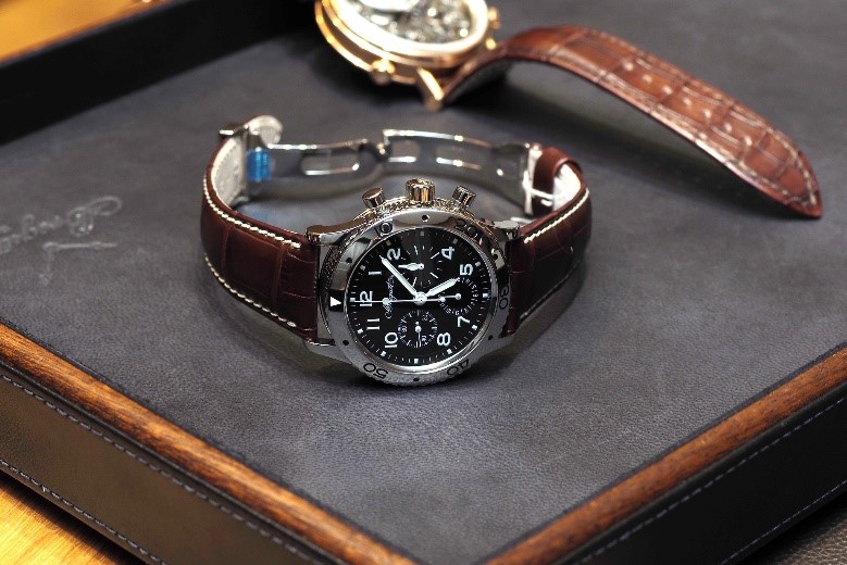 传世之宝是实物黄金吗,传世之宝跟金条有什么区别