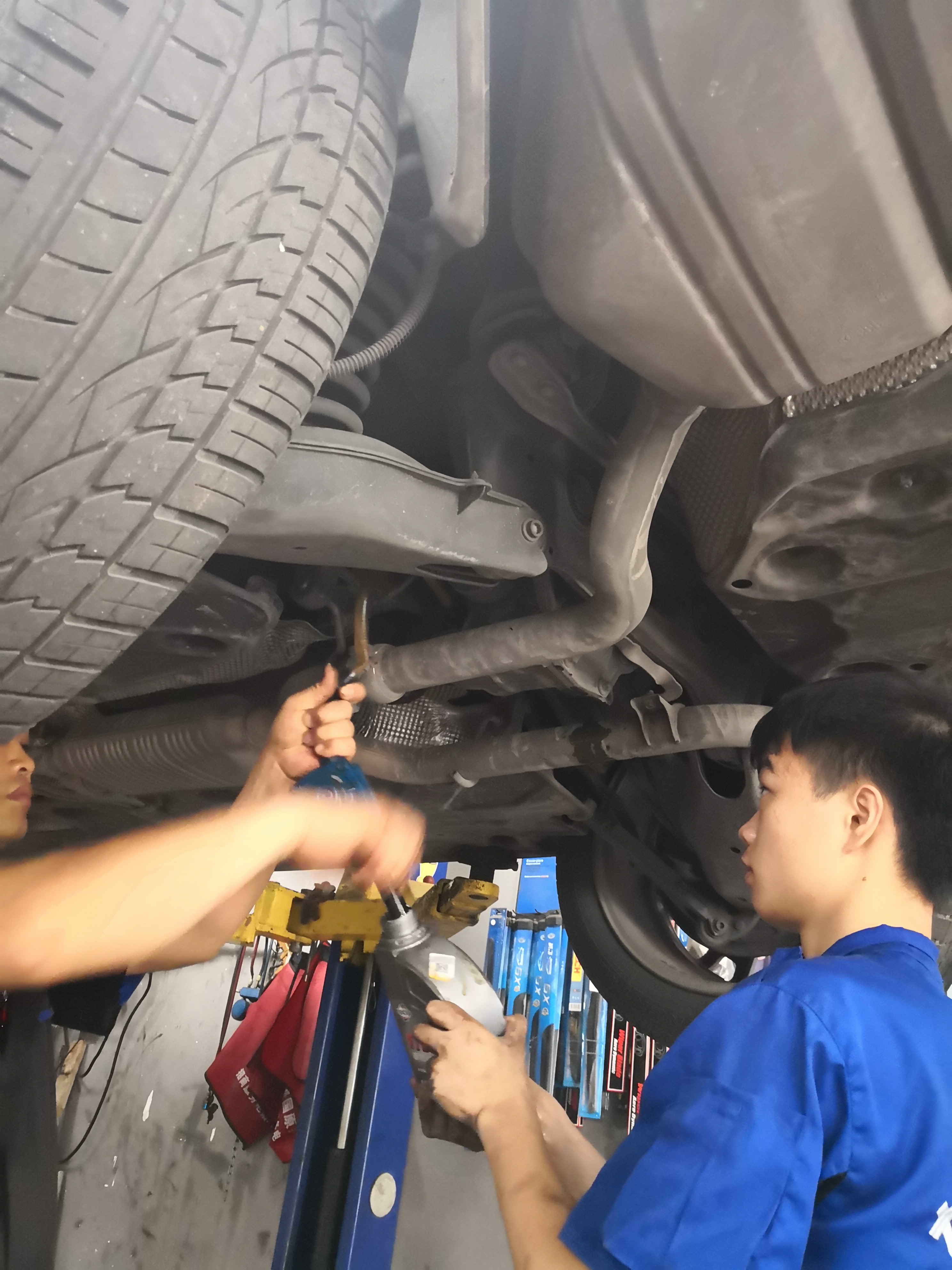 二手奔驰glk需要整备什么东西,13年奔驰glk整备一下要多少钱