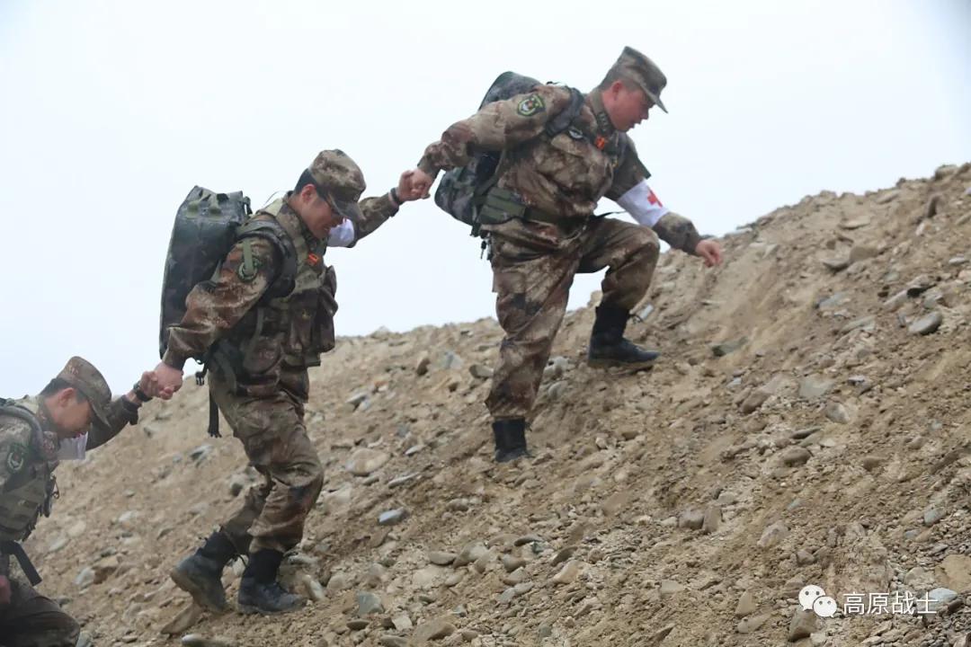 建功基层好军医丨白衣执甲,守望“生命禁区”