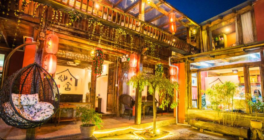丽江白沙古镇住宿推荐,束河古镇三天两晚住宿团购