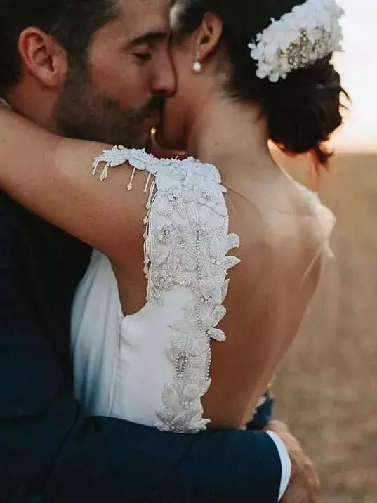 韩国婚纱品牌roserosa,韩国婚纱品牌eilarosa