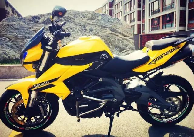 性价比高的4缸小排量机车测评,本田600cc四缸摩托跑车声浪