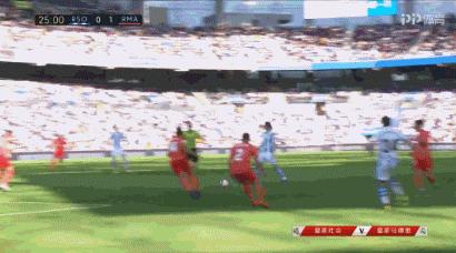 齐达内怒踢德贾明哈,齐达内却用真正玄学带皇马三连冠