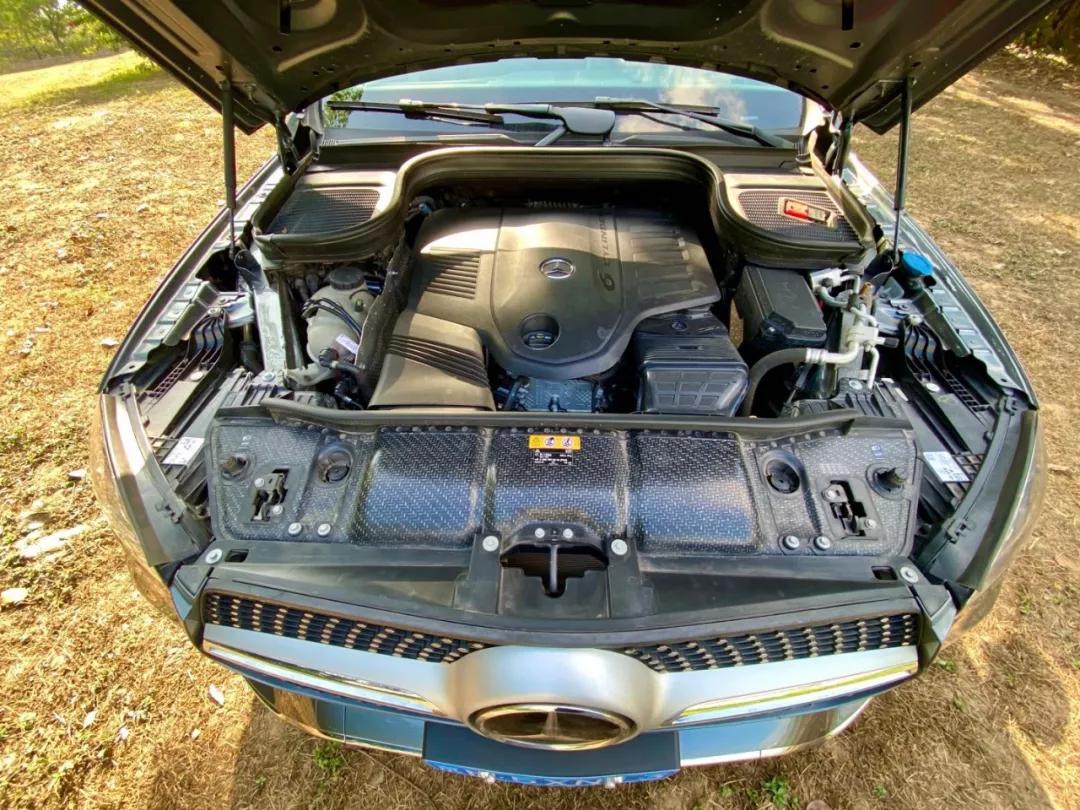 奔驰gle轿跑深度试驾评测,奔驰gle350和450哪个销量好