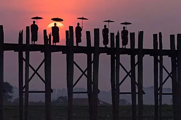 缅甸是佛教国度，在这里，信仰是一种内心的静谧与修养