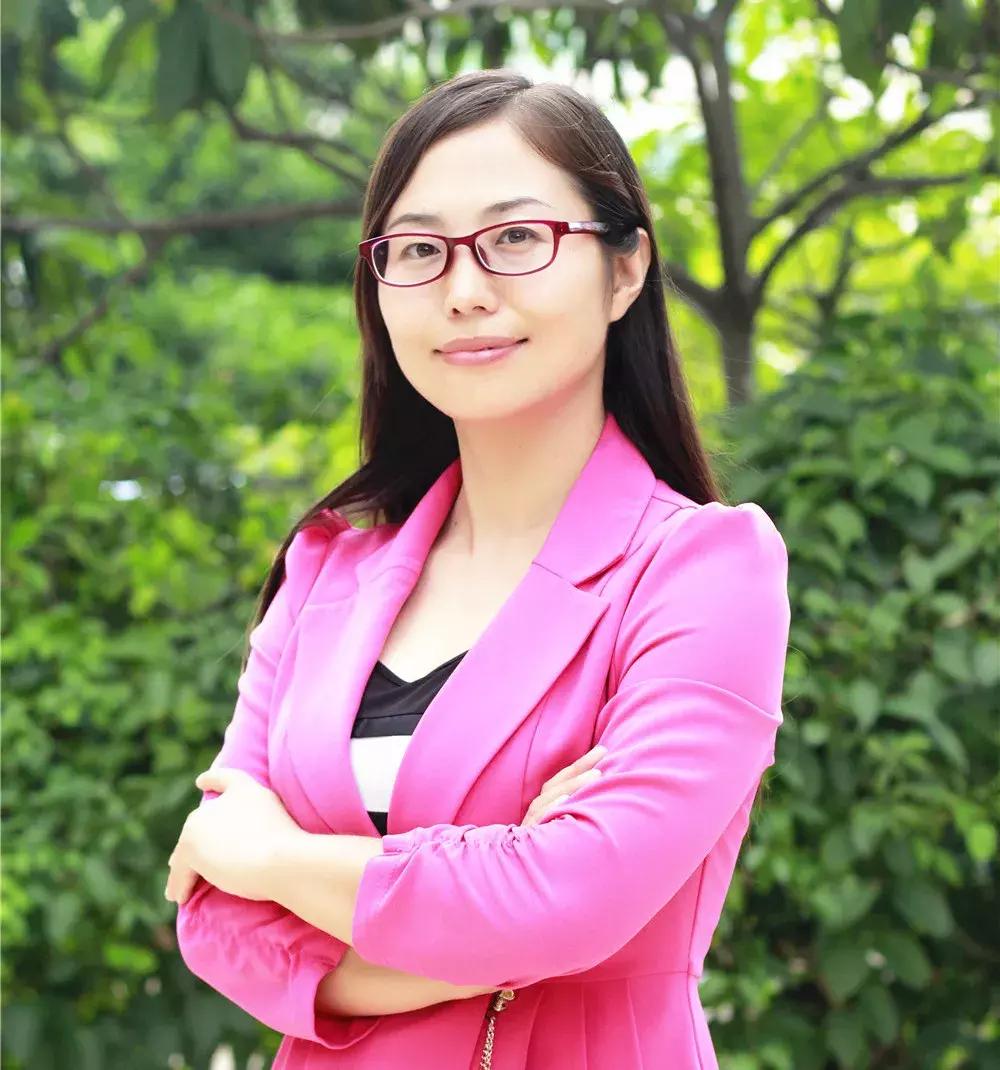 三尺讲台上的梦想,三尺讲台是我的梦想