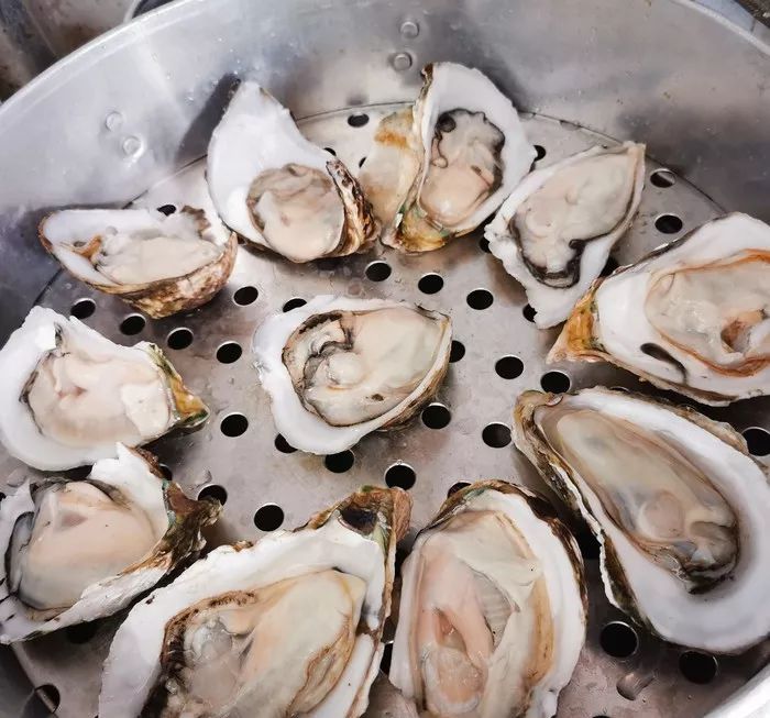 南宁可以吃超大生蚝的地方,南宁大沙田好吃的生蚝