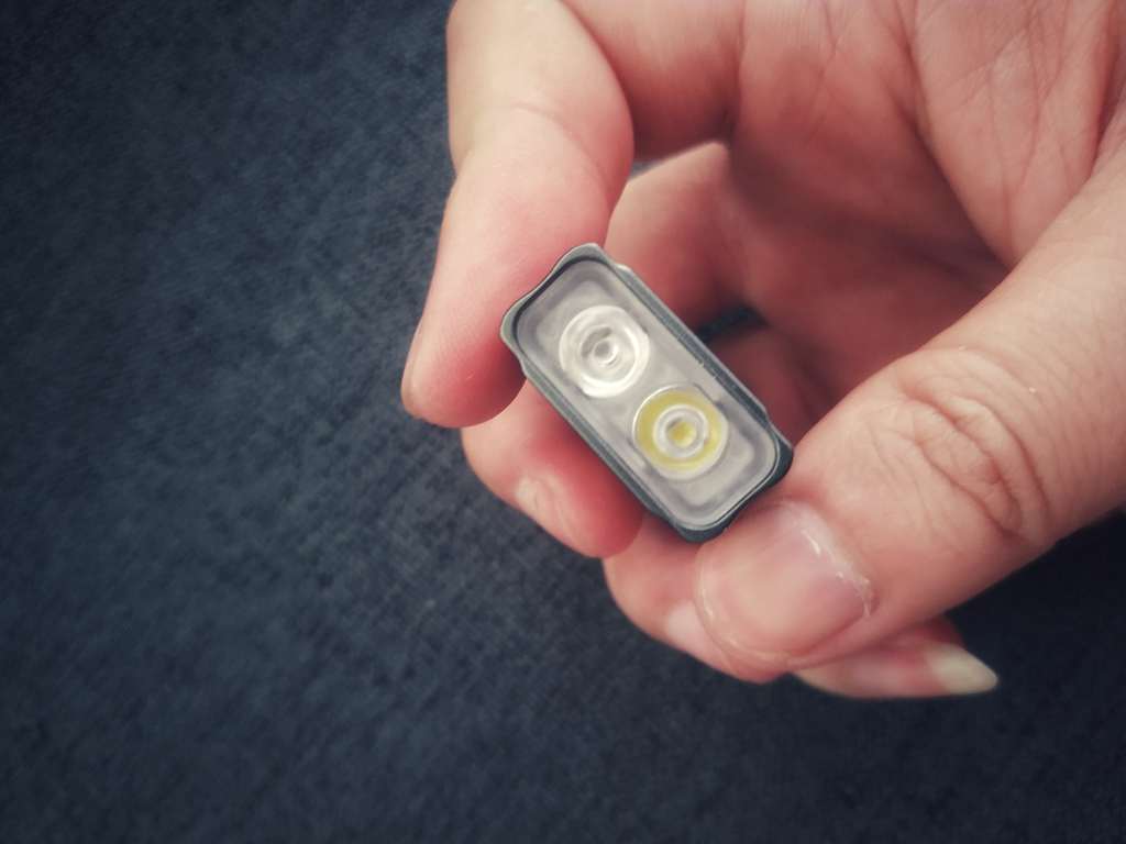 小包包里装些啥？实用好玩还不失bbb...g