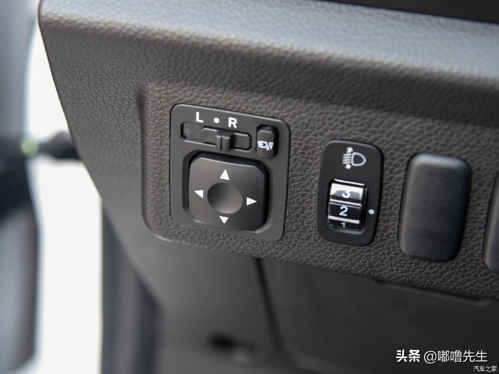 东南a5翼舞手动2021翼尚版价格,东南a5翼舞真实油耗多少钱一公里