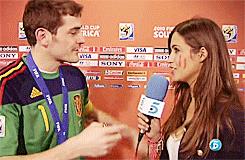 世界杯拥吻童话破灭背后：防得住谣言，却守不过时间