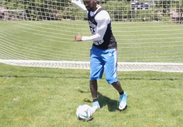 10分钟7个提高球感的控球练习,9个初学者控球动作