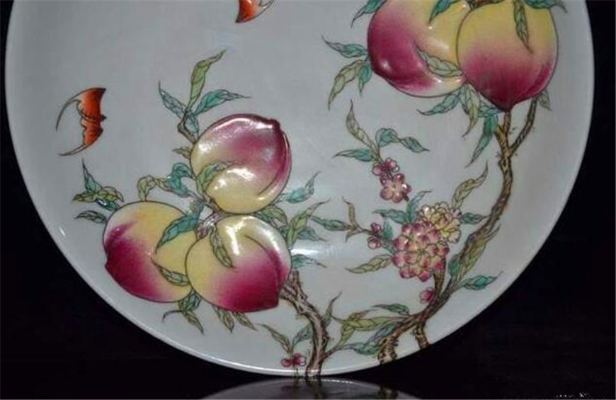 男子花400多万买个脸盆，找专家鉴定，专家：你先站稳