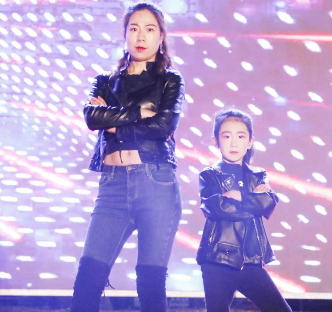 小学迎新晚会,小学生青春筑梦砥砺前行文艺汇演