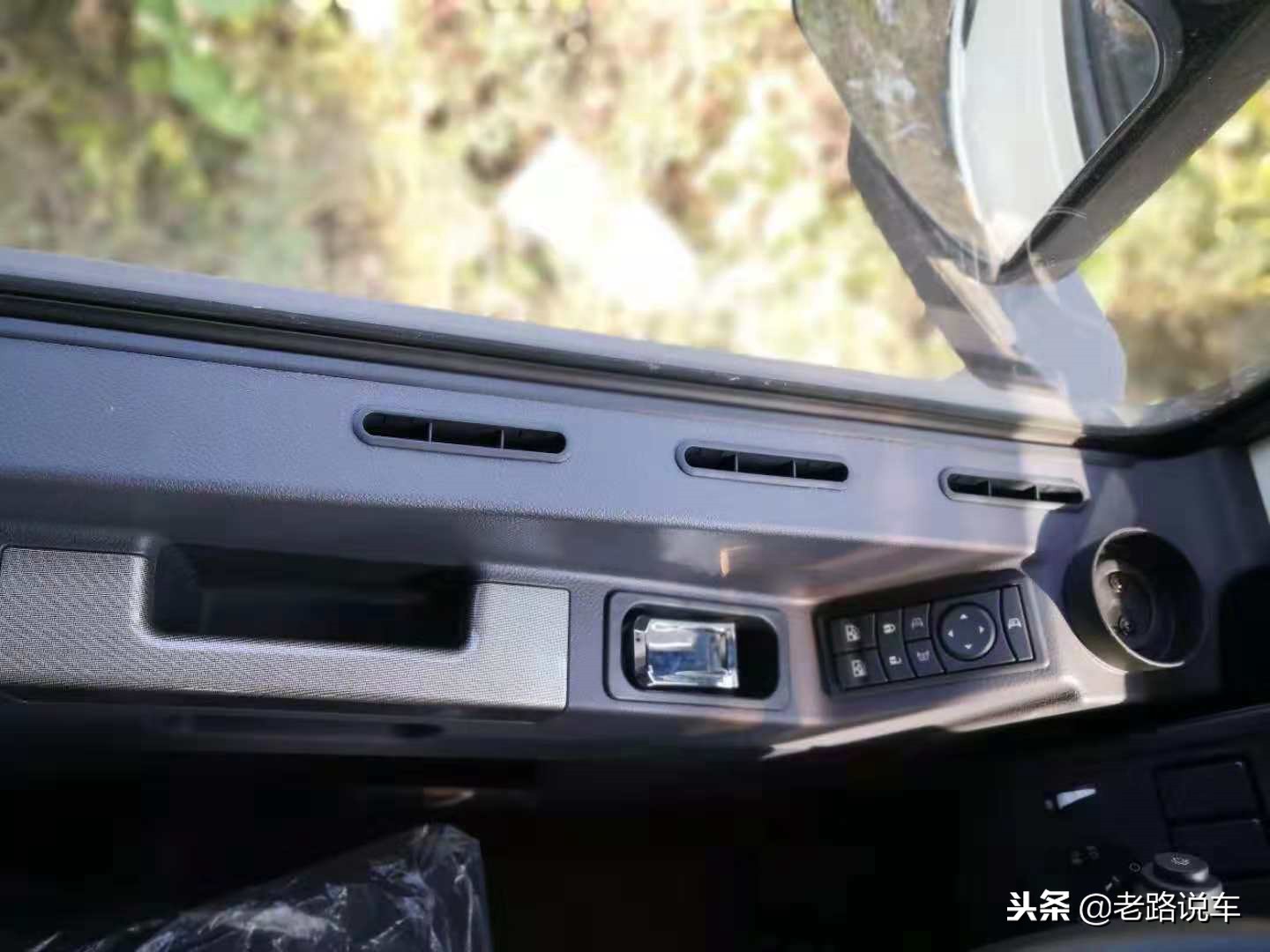 陕汽前四后八自卸车,陕汽轻量化怎么样前四后八