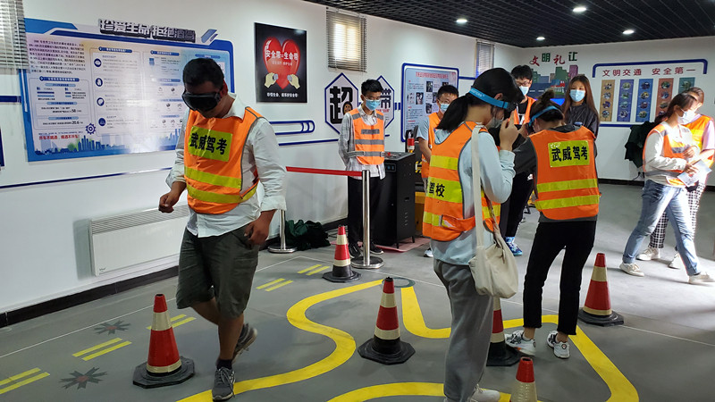 【文明交通进驾校】民勤公安交警走进天顺驾校开展暑期交通安全宣传活动丨强担当除隐患防事故保安全