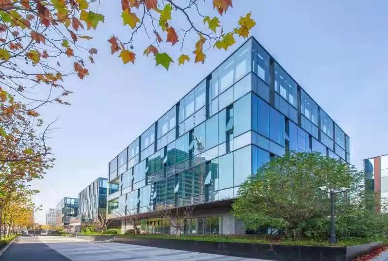 首家民营开发商跟上，星月投资减免数百家小微企业办公租金