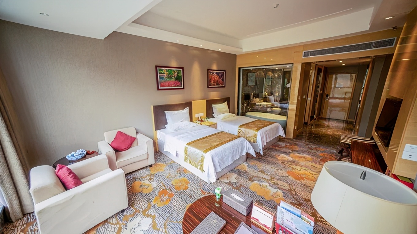 江门圭峰山温泉,江门市圭峰山温泉度假村