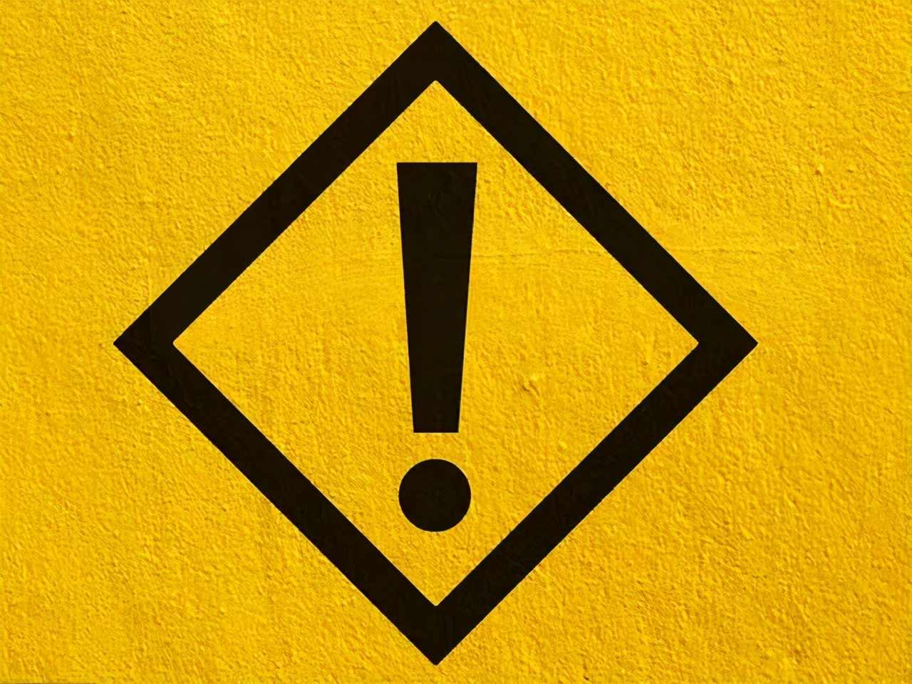 喝完水就不停上厕所正常吗,喝完水就尿但是还是渴