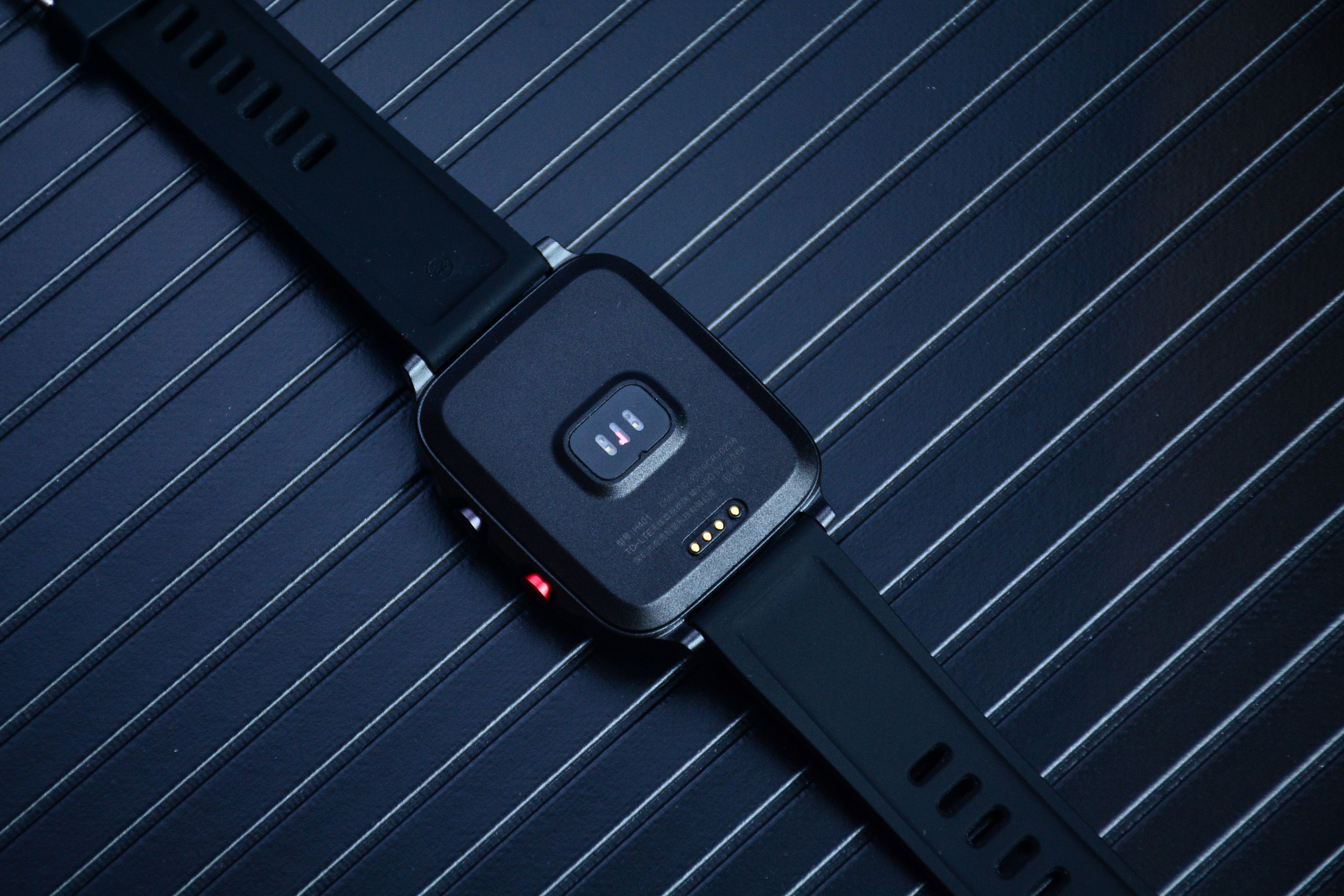 周鸿祎360手表,360智能手表开箱