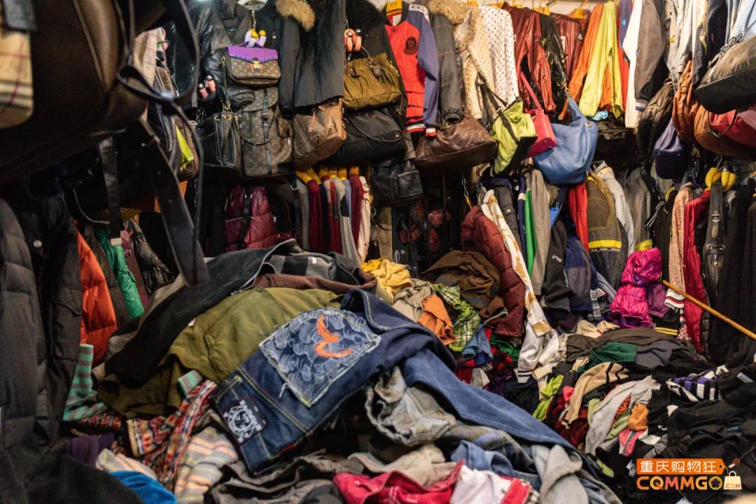 解放碑二手衣服市场,解放碑红鼎国际