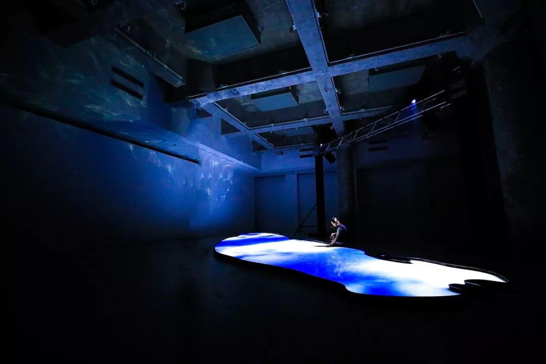 这个时代不是拼命就有用的,这个时代并不是努力就一定能赚钱