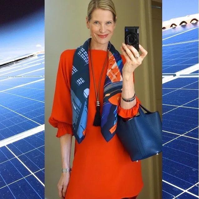 简单到一学就会的丝巾搭配,时尚博主丝巾搭配