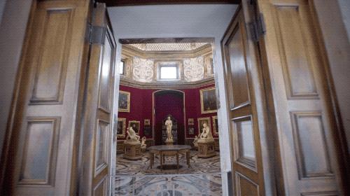 真美女,捐出千亿家产,成就世界顶级博物馆,稀世珍宝对全球开放