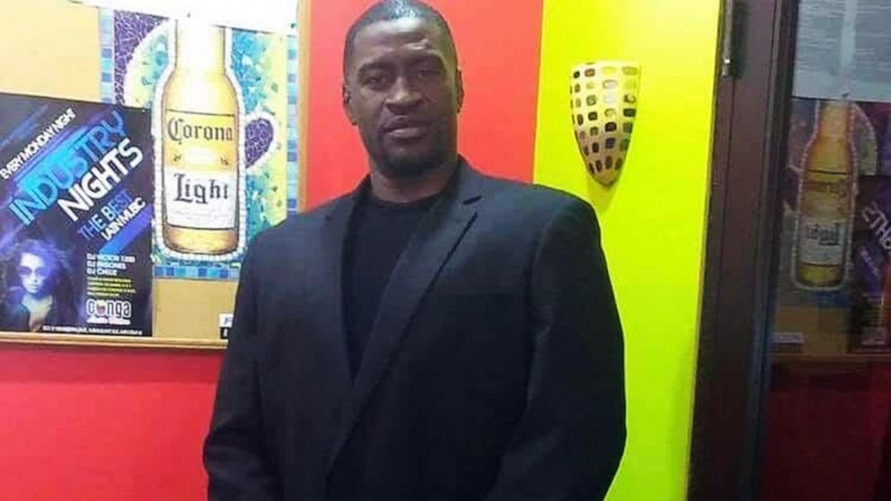 美国单身无业母亲年福利收入超15万人民币，“甜毒”正在摧毁底层黑人