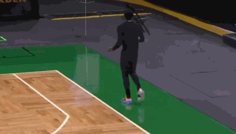 NBA第一神棍！点赞疫苗阴谋论：有人利用疫苗使黑人达成魔鬼计划