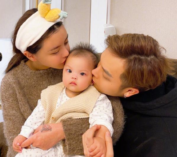 韩安冉穿皮草,韩安冉养女儿花多少