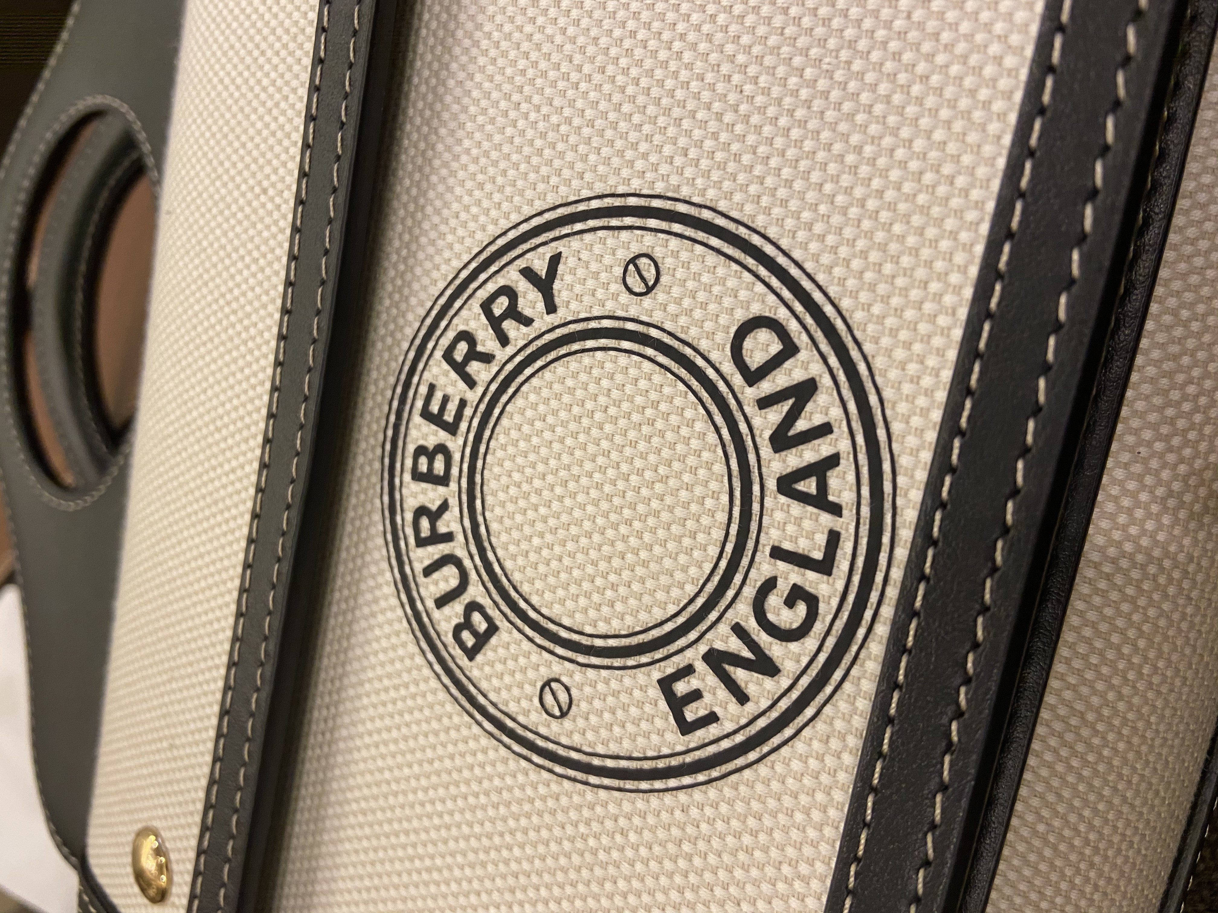 burberry口袋包mini,burberry迷你pocketclutch包