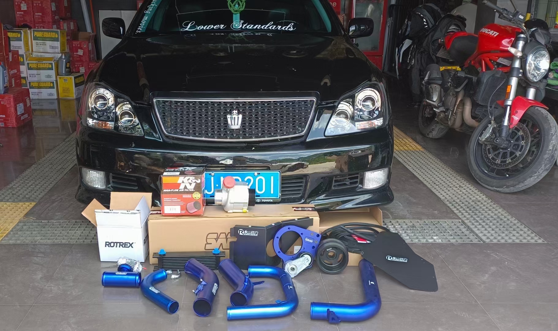 12代皇冠3.0几秒破百,12代以后再无皇冠发动机