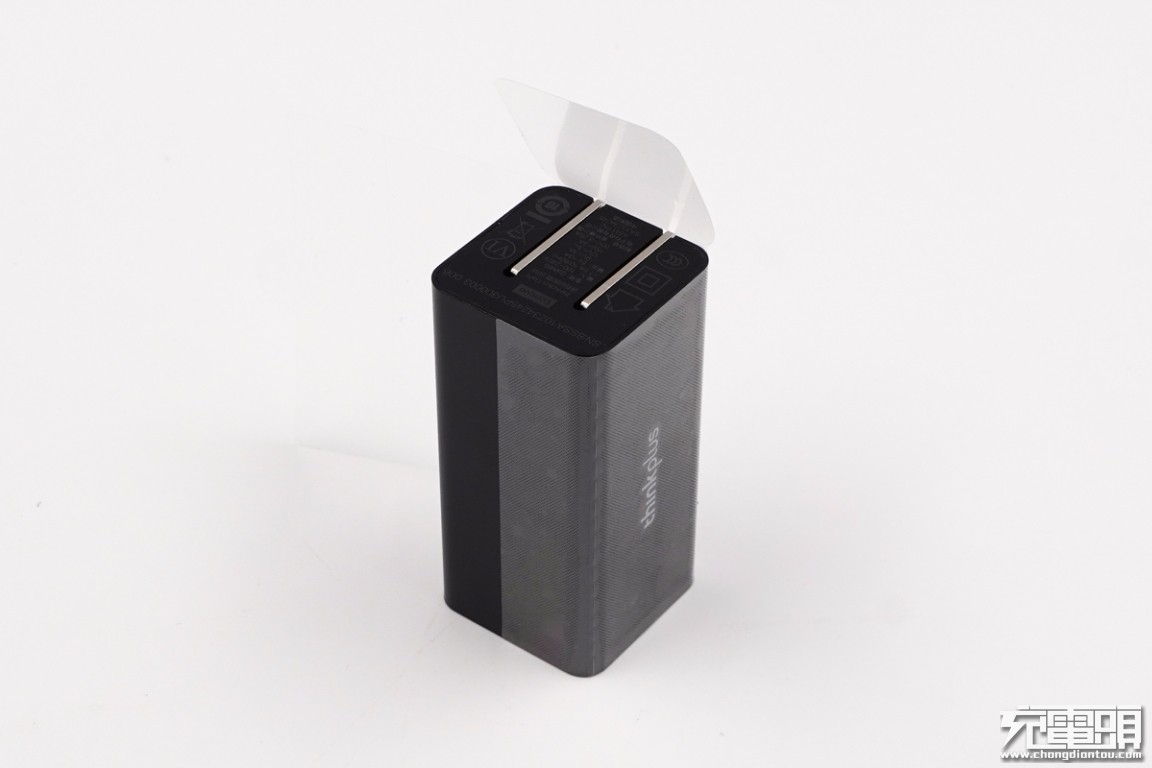 联想口红氮化镓充电器,联想氮化镓充电器对比测评