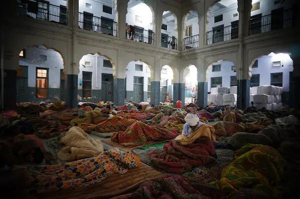 印度中国绿皮火车,中国人游印度各种吐槽