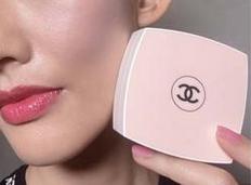 香奈儿气垫经典款还是限量款,香奈儿新果冻气垫