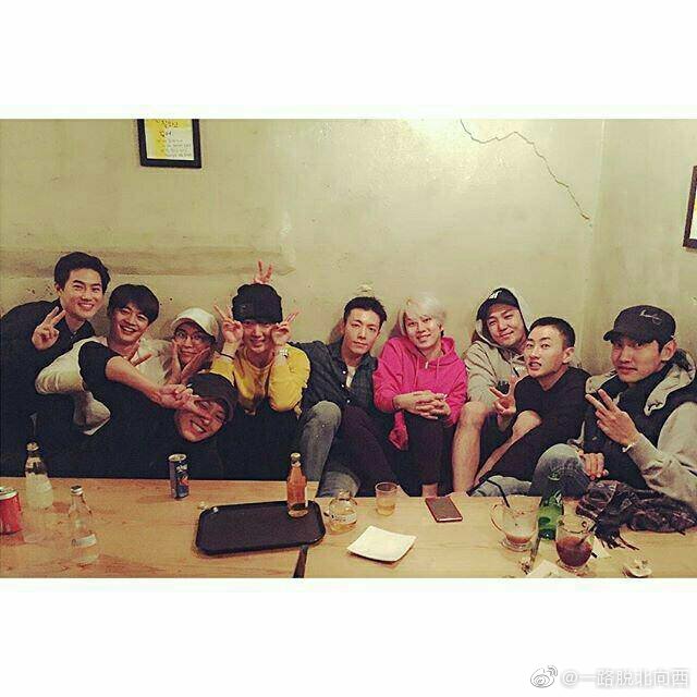 饭圈鞠婧祎虞书欣搞笑,虞书欣蹭饭王耀庆一个眼神秒怂